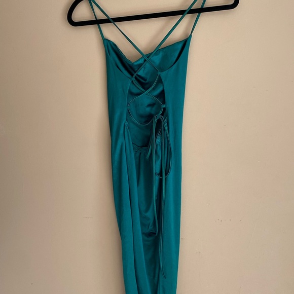 Dress - Picture 2 of 2